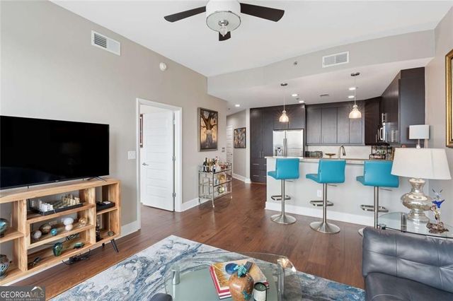 1080 Peachtree Street NE 3201, Atlanta, GA 30305