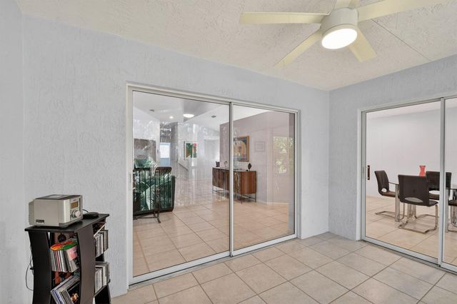 7910 Laina Lane 3, Boynton Beach, FL 33437