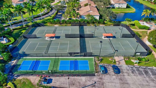 7910 Laina Lane 3, Boynton Beach, FL 33437