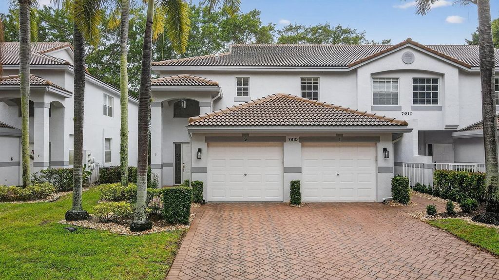 7910 Laina Lane 3, Boynton Beach, FL 33437