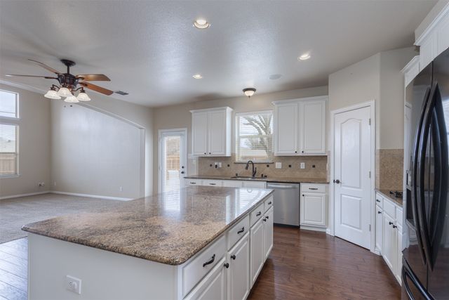 4802 Snowdrop Drive, Garland, TX 75043