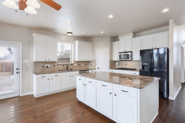 4802 Snowdrop Drive, Garland, TX 75043