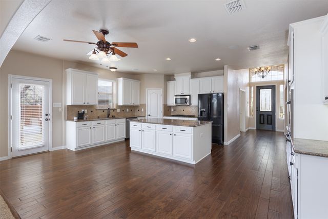 4802 Snowdrop Drive, Garland, TX 75043