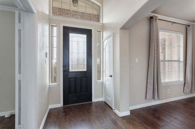 4802 Snowdrop Drive, Garland, TX 75043