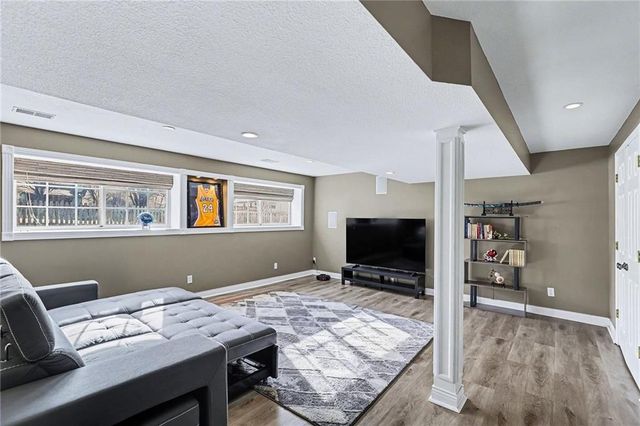 6105 Noreston Street, Shawnee, KS 66218