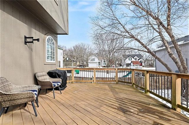 6105 Noreston Street, Shawnee, KS 66218