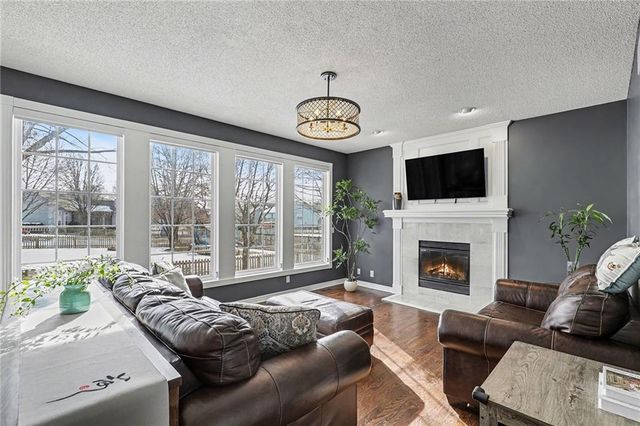 6105 Noreston Street, Shawnee, KS 66218