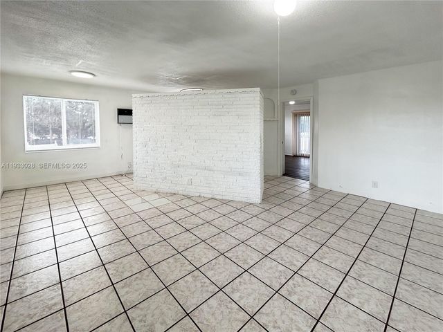 3049 NW 9th Ave 6, Wilton Manors, FL 33311