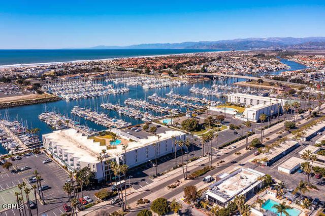 2901 Peninsula Road 347, Oxnard, CA 93035