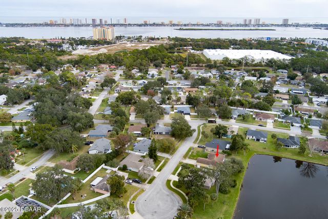 613 Aubrey Lane, South Daytona, FL 32119