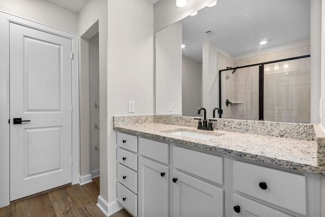 10807 Hickory Lane, Beasley, TX 77417