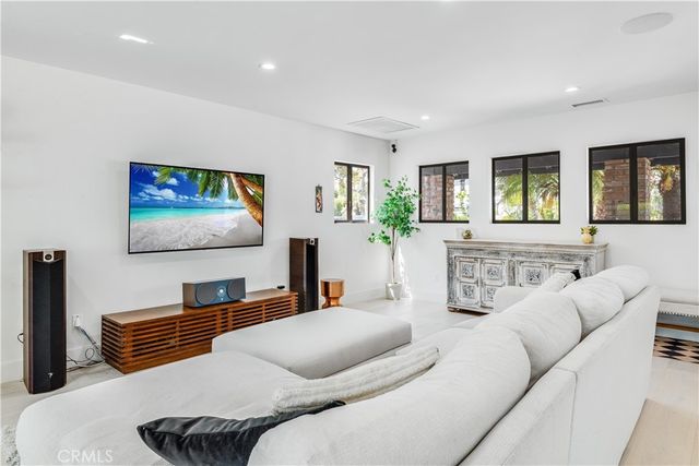 1231 South Irena Ave, Redondo Beach, CA 90277