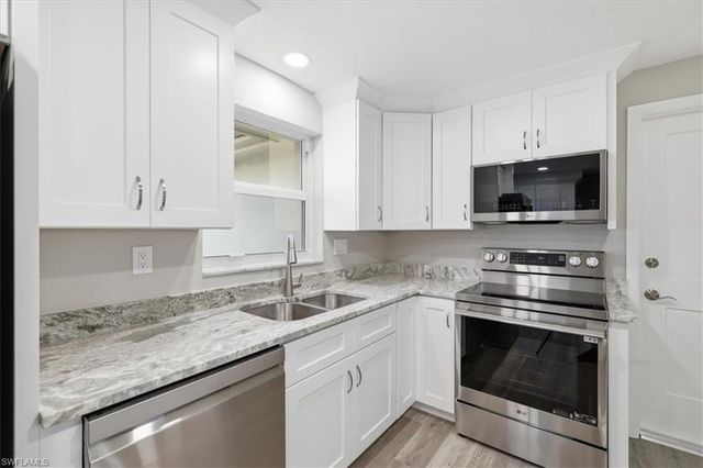 5051 Fairfield DR, Fort Myers, FL 33919