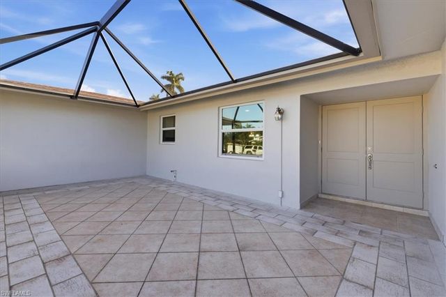 5051 Fairfield DR, Fort Myers, FL 33919