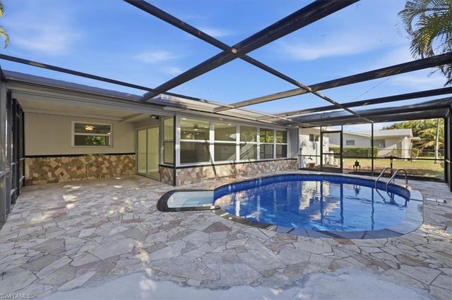 5051 Fairfield DR, Fort Myers, FL 33919