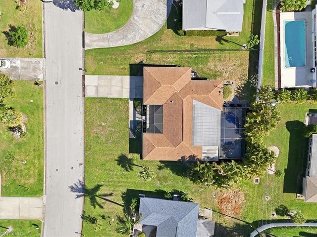 5051 Fairfield DR, Fort Myers, FL 33919