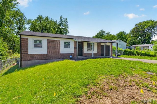 2508 Countess Drive, St Louis, MO 63136