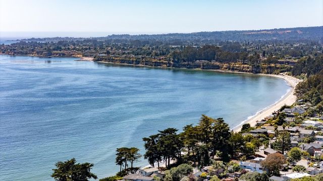 423 Hillcrest Drive, Aptos, CA 95003