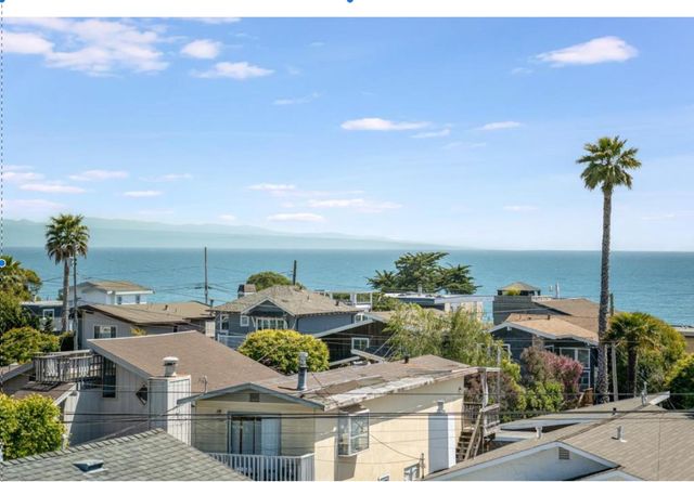 423 Hillcrest Drive, Aptos, CA 95003