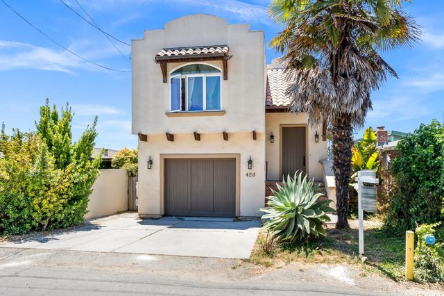423 Hillcrest Drive, Aptos, CA 95003