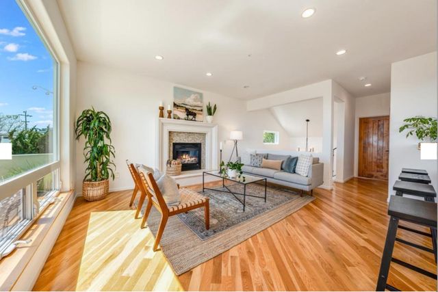 423 Hillcrest Drive, Aptos, CA 95003