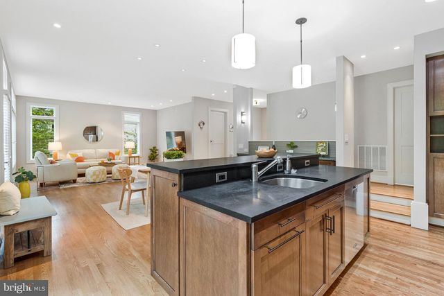 4403 KIRCHNER CT, Alexandria, VA 22304