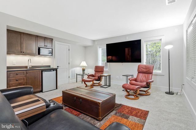 4403 KIRCHNER CT, Alexandria, VA 22304