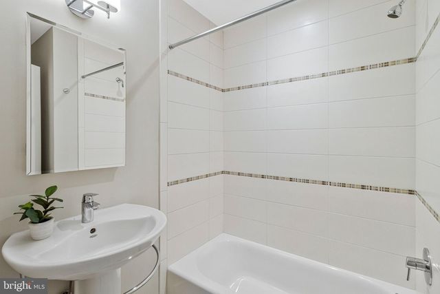 4403 KIRCHNER CT, Alexandria, VA 22304