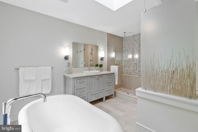 4403 KIRCHNER CT, Alexandria, VA 22304