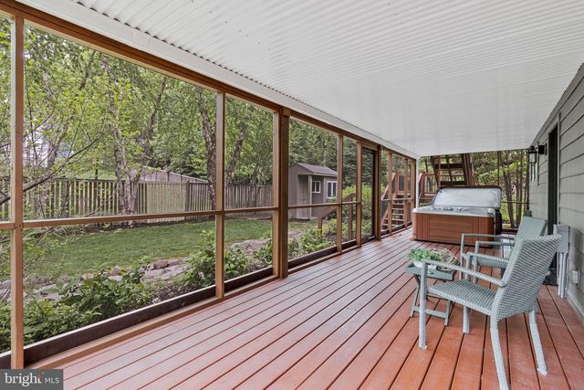 4403 KIRCHNER CT, Alexandria, VA 22304