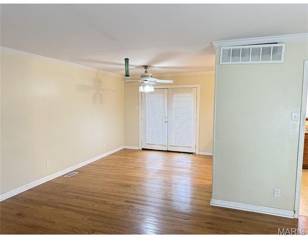 1460 Fox Run Drive, Florissant, MO 63033