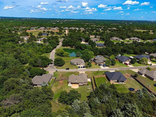12195 Hidden Run Road, Guthrie, OK 73044