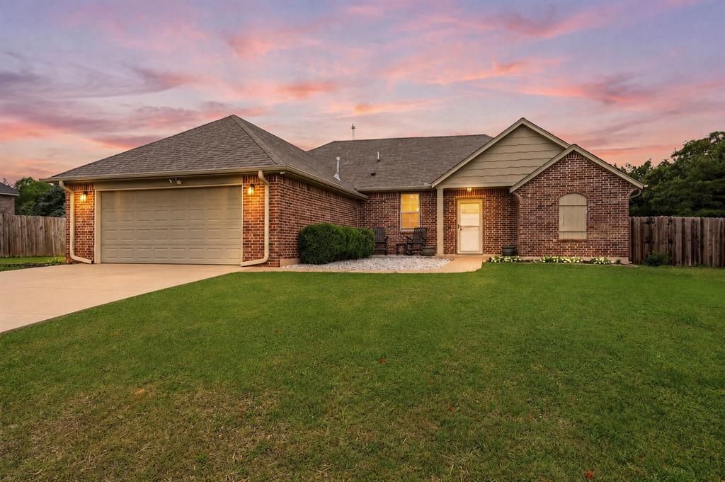 12195 Hidden Run Road, Guthrie, OK 73044