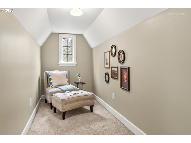 1915 Ne 56TH Ave, Portland, OR 97213