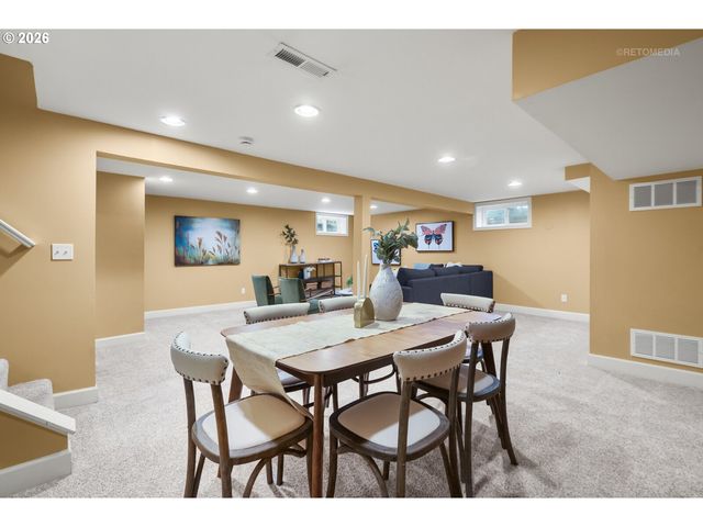 1915 Ne 56TH Ave, Portland, OR 97213