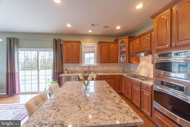 21934 BLACKHEATH WAY, Ashburn, VA 20148