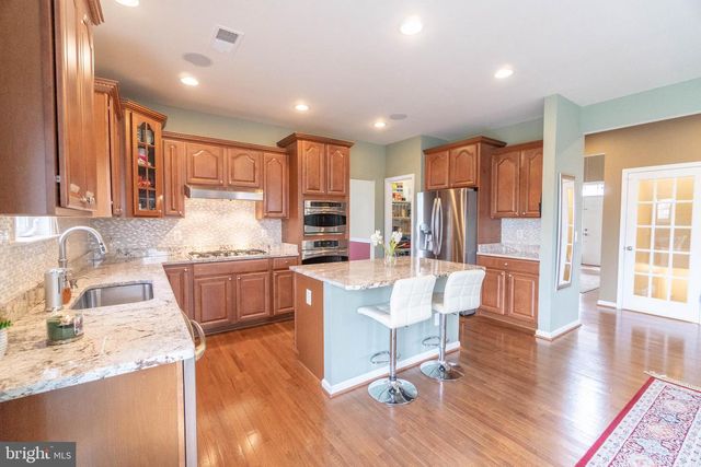 21934 BLACKHEATH WAY, Ashburn, VA 20148