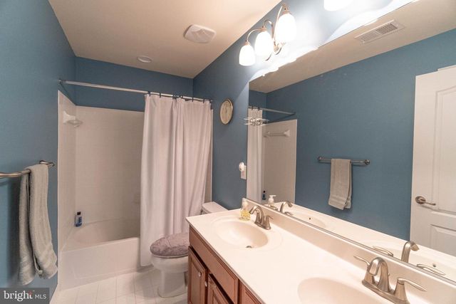 21934 BLACKHEATH WAY, Ashburn, VA 20148
