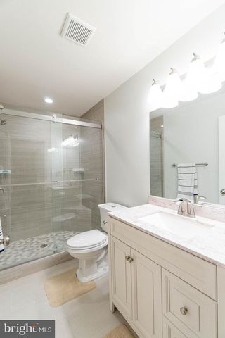 21934 BLACKHEATH WAY, Ashburn, VA 20148