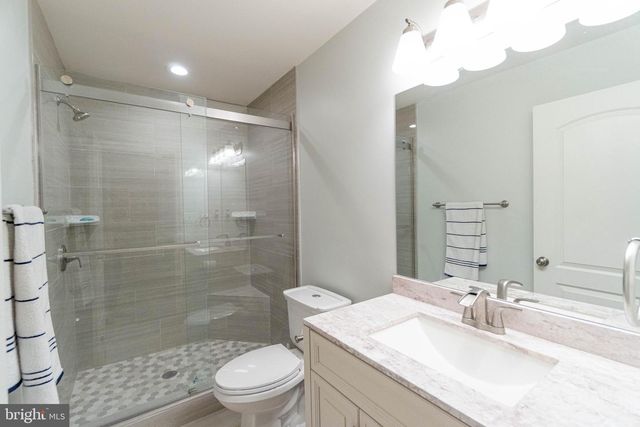 21934 BLACKHEATH WAY, Ashburn, VA 20148