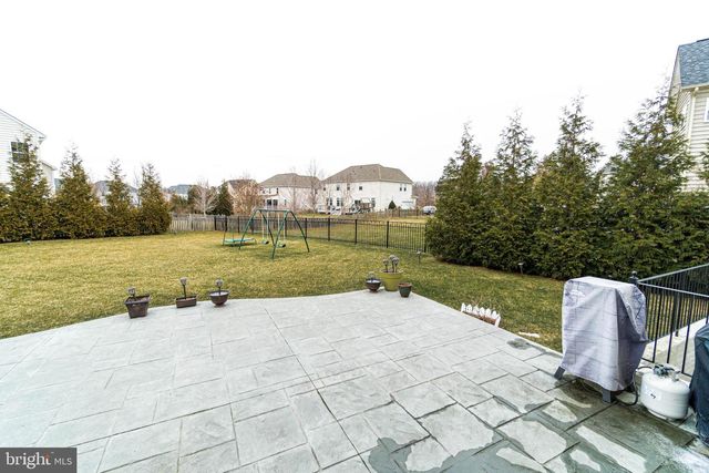 21934 BLACKHEATH WAY, Ashburn, VA 20148