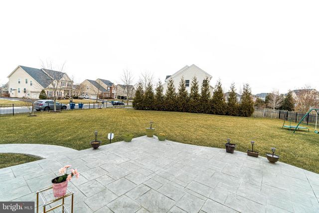 21934 BLACKHEATH WAY, Ashburn, VA 20148