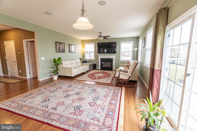 21934 BLACKHEATH WAY, Ashburn, VA 20148