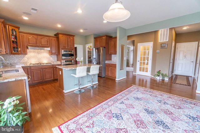 21934 BLACKHEATH WAY, Ashburn, VA 20148