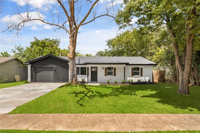13321 Blossomheath Lane, Dallas, TX 75240