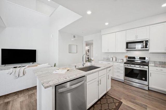 1452 Nightshade Road 40, Milpitas, CA 95035