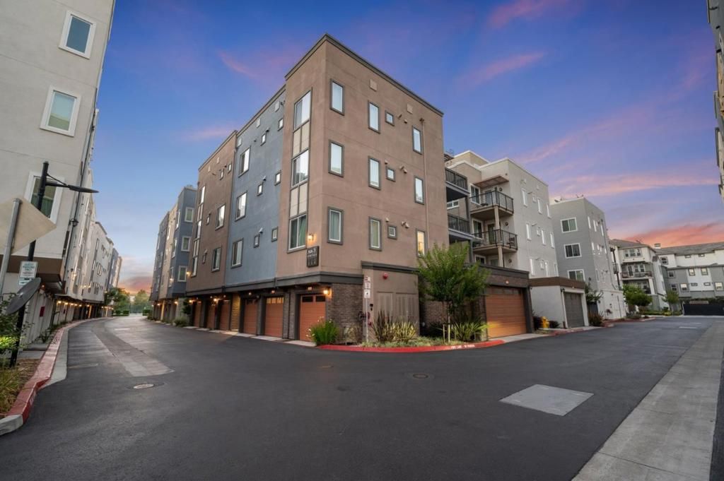 1452 Nightshade Road 40, Milpitas, CA 95035