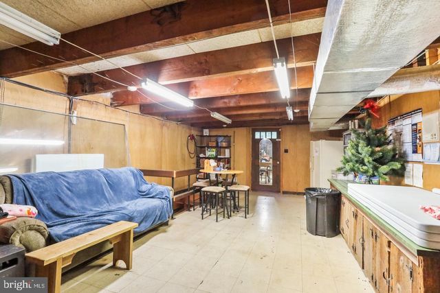 6210 CHAMBERSBURG RD, Fayetteville, PA 17222