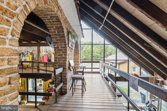 6210 CHAMBERSBURG RD, Fayetteville, PA 17222