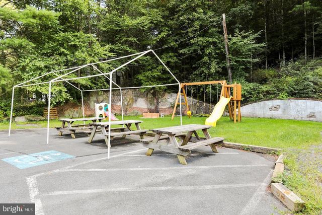 6210 CHAMBERSBURG RD, Fayetteville, PA 17222